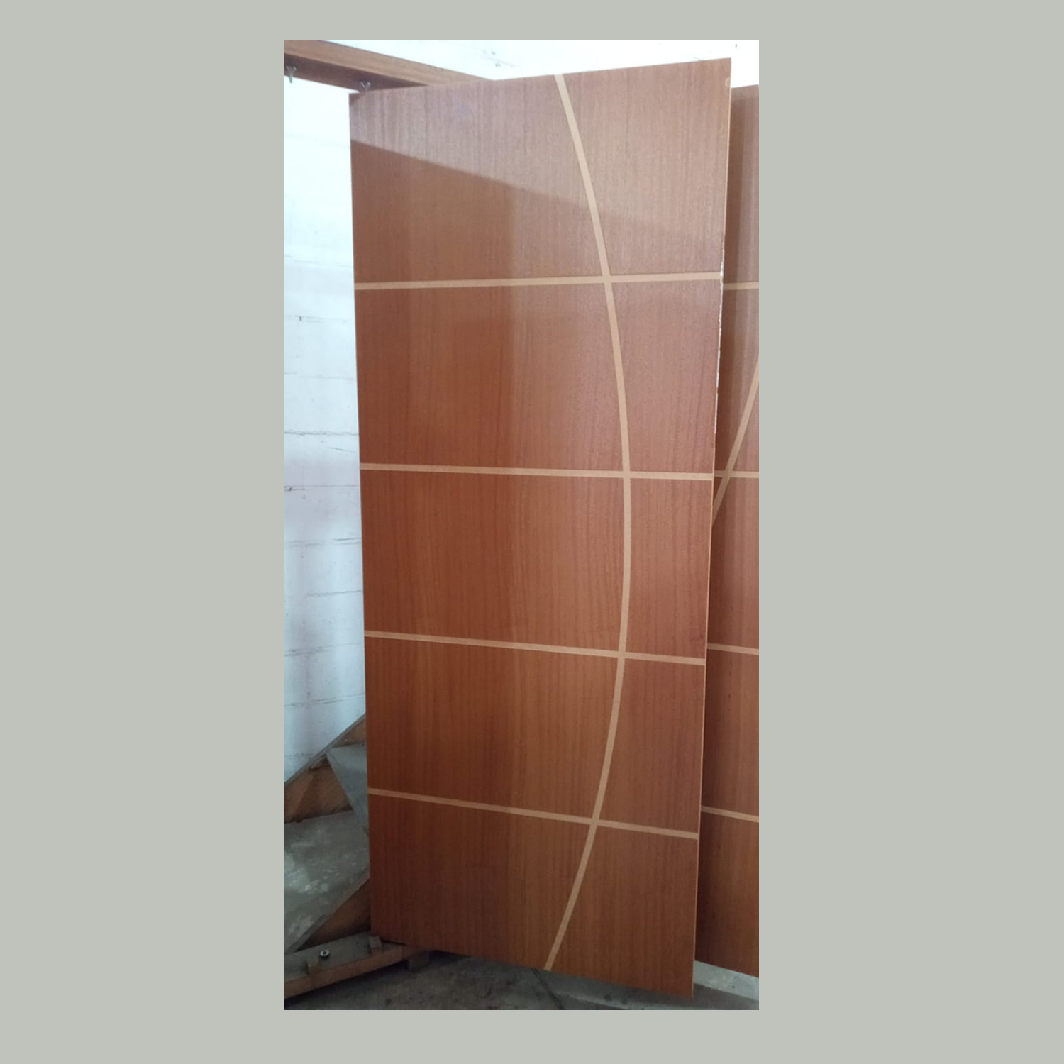 PORTA FRISADA MOD.07